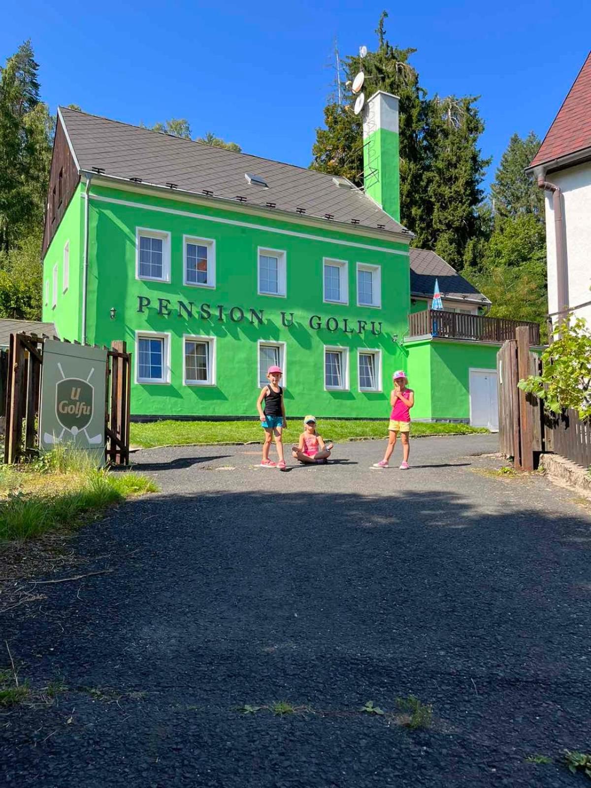Pension U Golfu Cihelny Karlovy Vary Luaran gambar