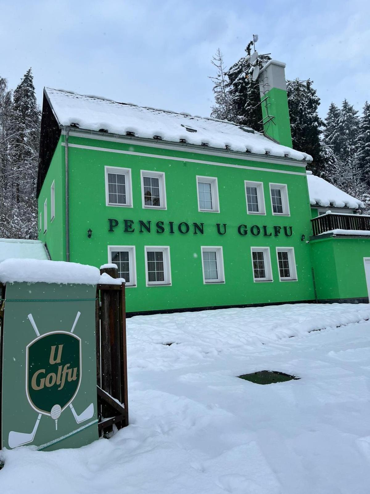 Pension U Golfu Cihelny Karlovy Vary Luaran gambar