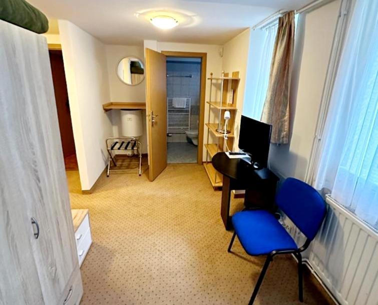 Pension U Golfu Cihelny Karlovy Vary Luaran gambar