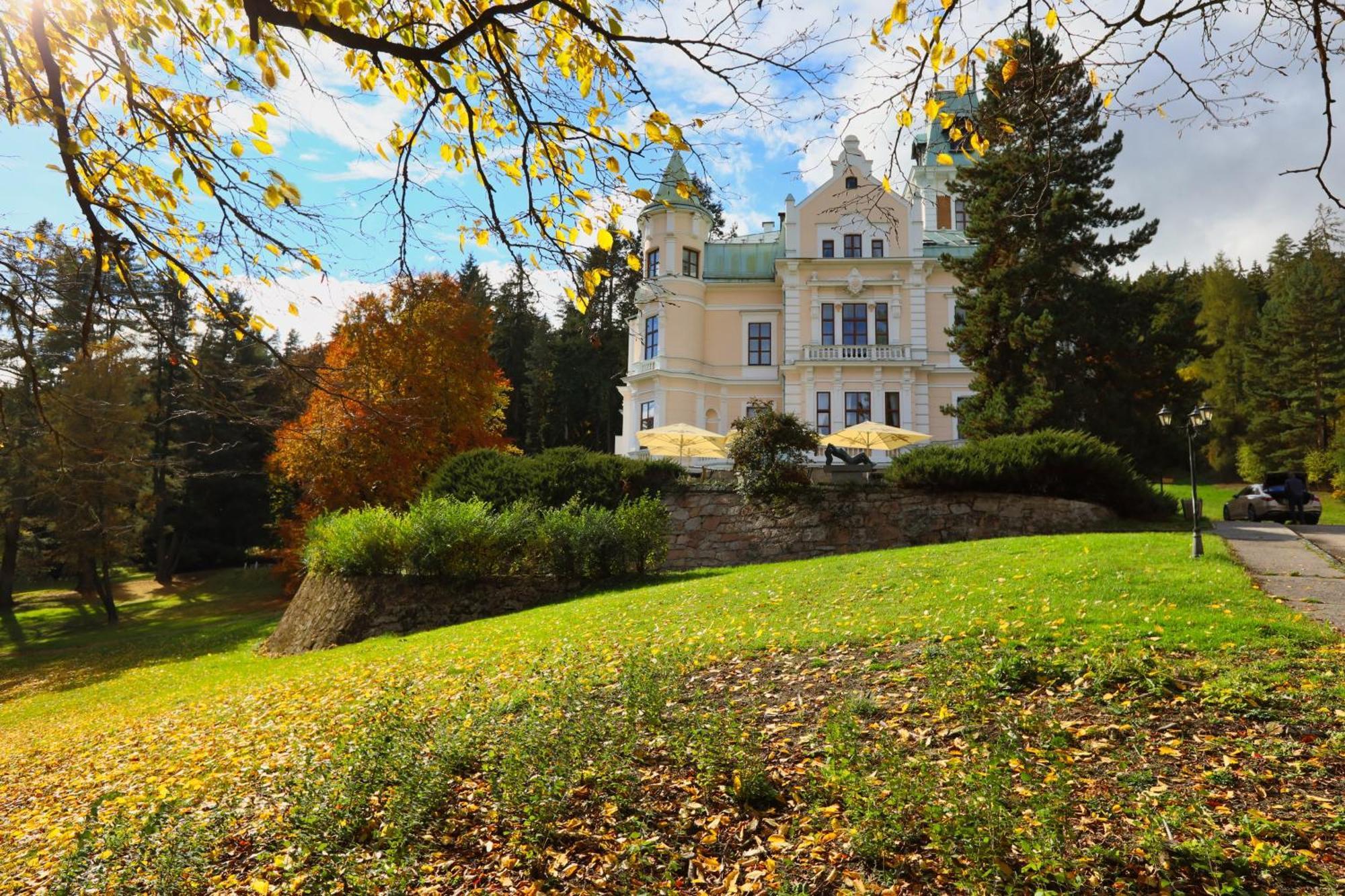 Pension U Golfu Cihelny Karlovy Vary Luaran gambar