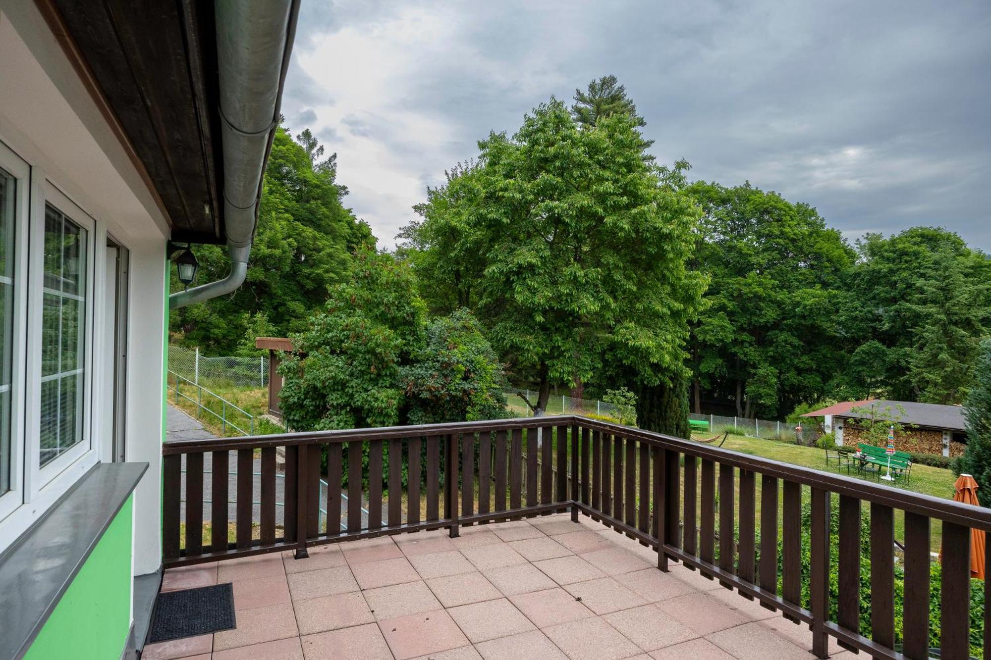 Pension U Golfu Cihelny Karlovy Vary Luaran gambar