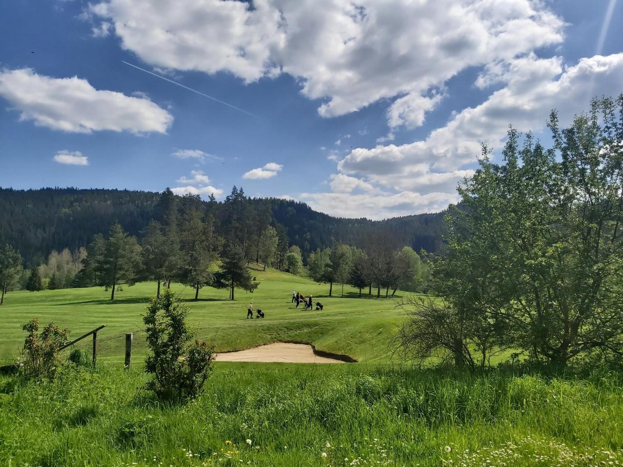 Pension U Golfu Cihelny Karlovy Vary Luaran gambar